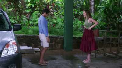 Hm, just barely. But I think
for our purpose, this will do. - Romance in Hawaii