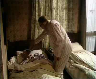 Hmm! Answer the phone, Foggy. - Last of the Summer Wine