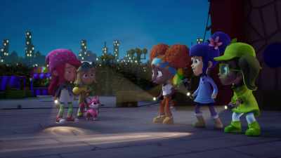 Hmm… - Strawberry Shortcake and the Beast of Berry Bog