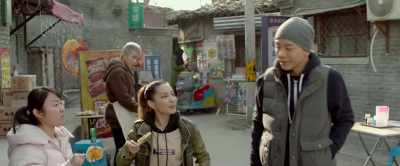 -Hmm.
-Hmm? Hello, Tie Hou. [chuckles] - Step Up: Year of the Dance