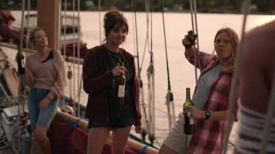 - Hmm? Hmm, hmm, hmm!
- (nora laughs) - Moonshine