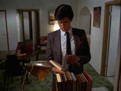 Hmm. Hmm. - Remington Steele