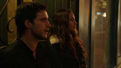 - Hmm.
- [laughs] - Imposters