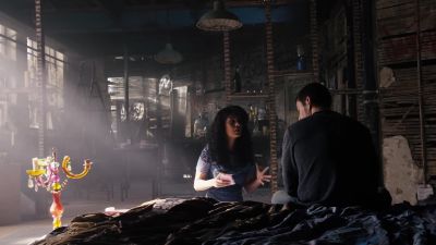 Hmm... - Sense8