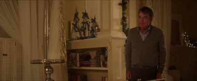 Hmm. - A Bad Moms Christmas