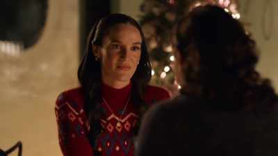 - Hmm.
[sighs] - A Sprinkle of Christmas