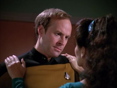 Hmm, that's nice. - Star Trek: The Next Generation