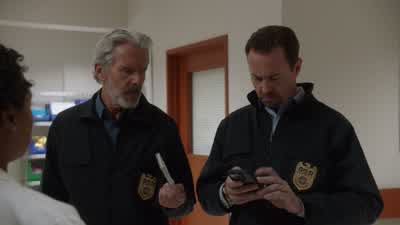 Hmm. That's odd. Can I use that? Oh, sure. - NCIS