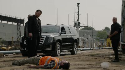 Hmm. There's no blood. - The Blacklist