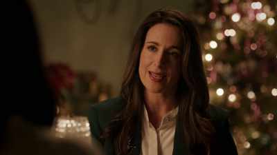 - Hmm. What was it like working
as a caterer for Peter Holloway? - A Sprinkle of Christmas