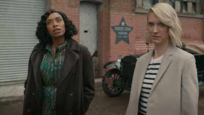 - Hmm... You know, - Frankie Drake Mysteries