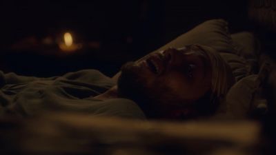 [hoarse and softly] Guards, help! - The Last Kingdom