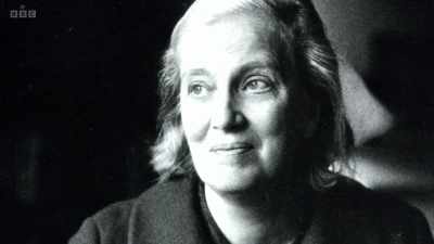 Hodgkin's work spawned
a generation of new antibiotics, - Secrets of Size: Atoms to Supergalaxies