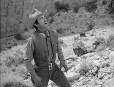 Hold back on 'em! - Westward the Women