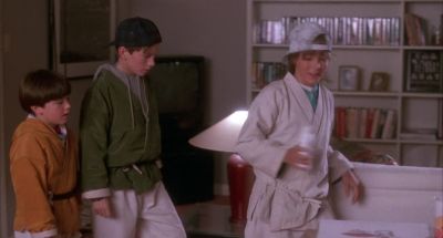Hold it Before phase 2 - 3 Ninjas