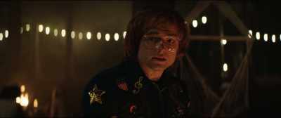 ♪ Hold me closer, tiny dancer ♪ - Rocketman