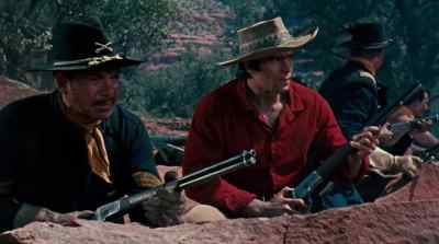 Hold your fire, hold your fire. - Yellowstone Kelly