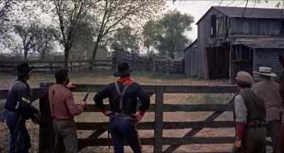 Hold your fire. - The Horse Soldiers