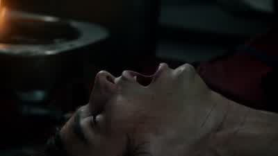 Hold him still. - The 100
