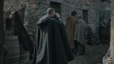 Hold! Hold the gates. - The Last Kingdom