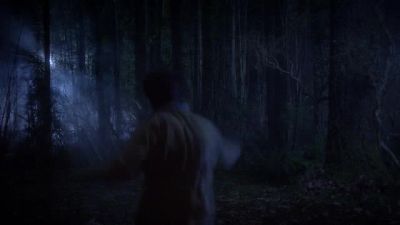 - Hold it.
- [Gunfire] - Grimm