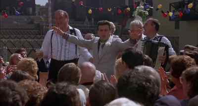 Hold it, hold it. Let him talk. - Easy Money