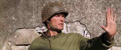 -Hold it.
-Hold it. - Kelly's Heroes