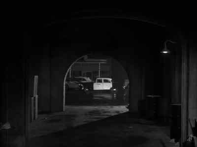 Hold it, kid! - Alfred Hitchcock Presents