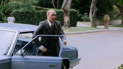 Hold it right there, foley, you're under arrest. - Beverly Hills Cop