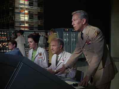 Hold it. - The Time Tunnel