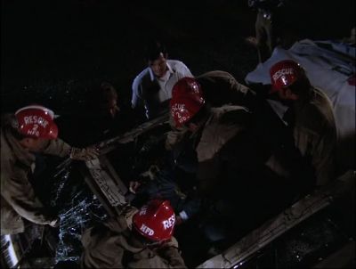 HOLD IT! - Hawaii Five-0