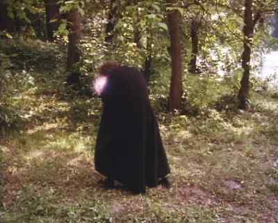 Hold it. - Trancers 4: Jack of Swords