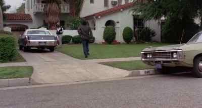 - Hold it! - Dolemite