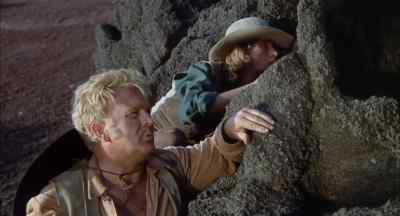 Hold it. What the hell are you doin'? - Take a Hard Ride