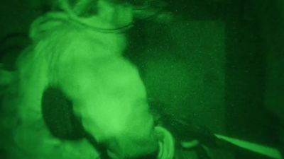 Hold left, clear right. - Tom Clancy's Jack Ryan