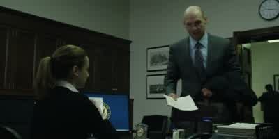 Hold my calls, Christina. - House of Cards