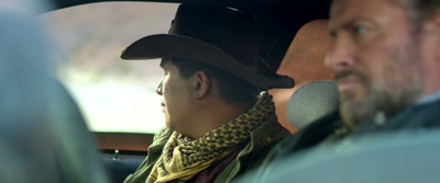 - Hold on.
- [engine starts] - Bloodthirst