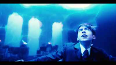 Hold on! It's gonna get messy! - The Umbrella Academy