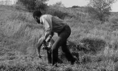 Hold on, man. Wait. Wait. - The Defiant Ones