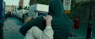 - Hold on to me.
- I can't hear. - In Darkness