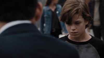 Hold it right there. - Colony