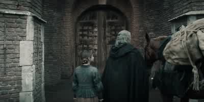 Hold Roach. - The Witcher