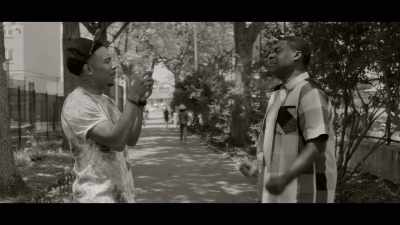 Hold the gun in.
Yeah, n-no -- - The Last O.G.
