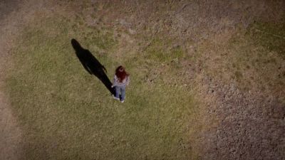 Hold it together, Noomi. - True Blood