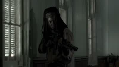 Hold up. - The Walking Dead