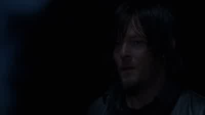 - Hold up. - The Walking Dead