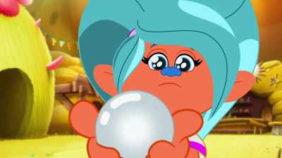 [ Holly gasps ] - Trolls: TrollsTopia