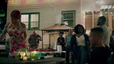 Hollywood:
Come on, this way.
Come on, now! - Queen Sugar