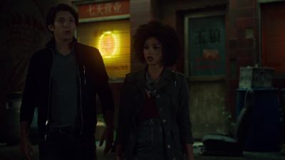 Holy crap. - Shadowhunters