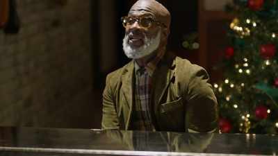 Holy infant. - BeBe Winans’ We Three Kings
